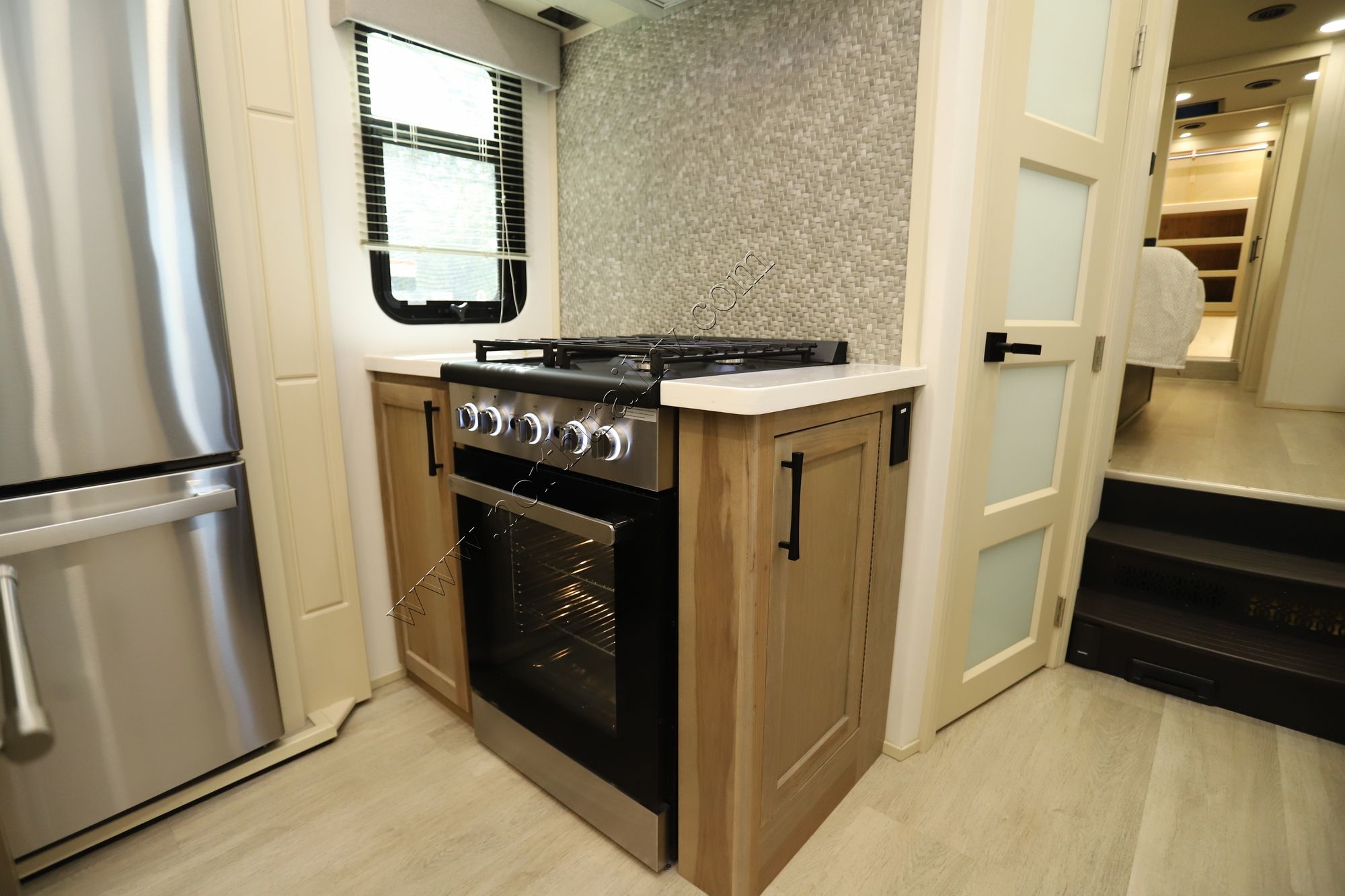 Used 2026 Luxe Elite 39FB Fifth Wheel  For Sale