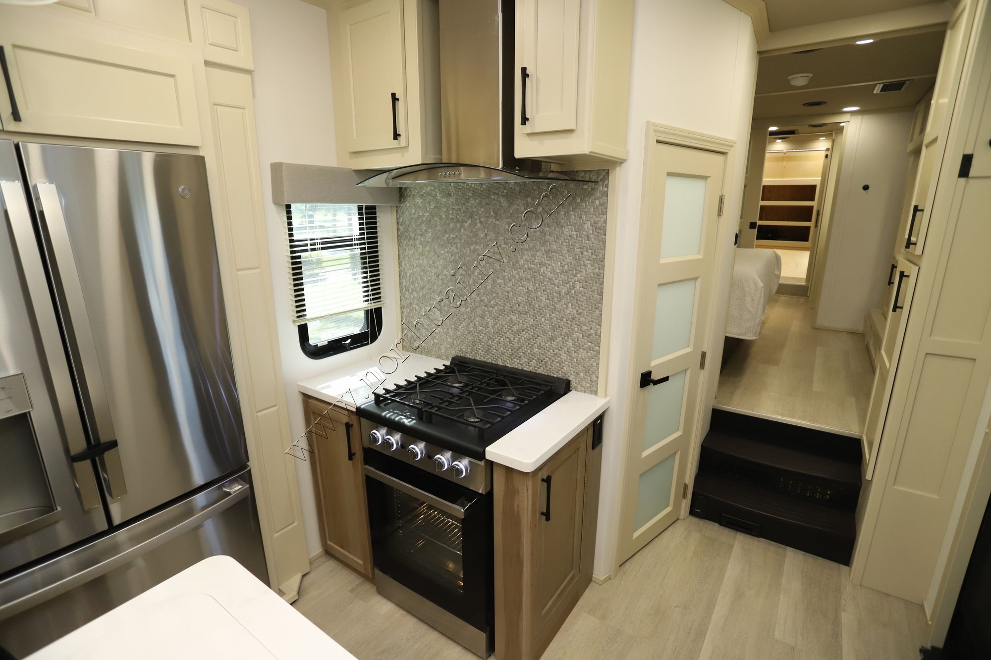 Used 2026 Luxe Elite 39FB Fifth Wheel  For Sale