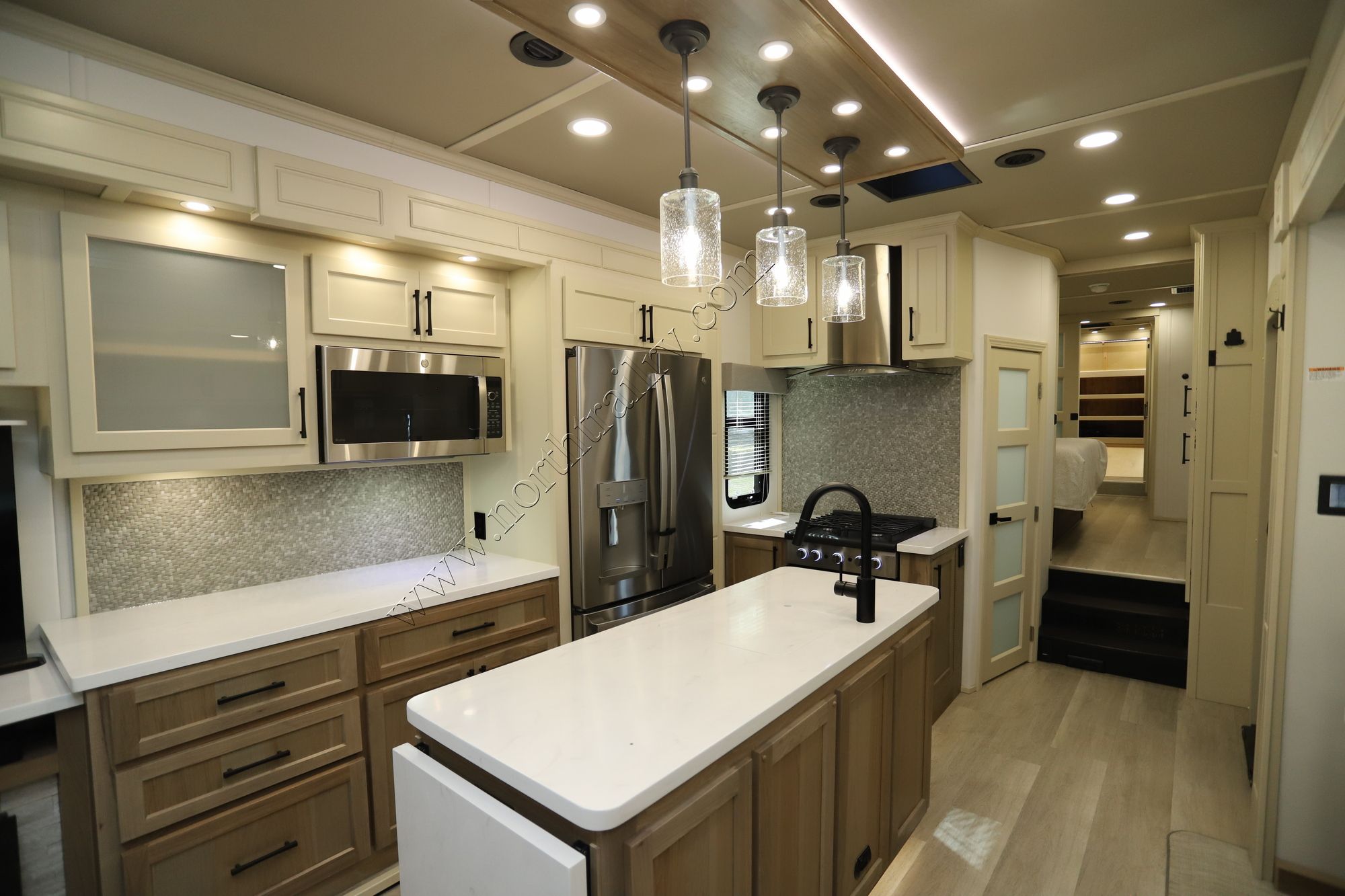 Used 2026 Luxe Elite 39FB Fifth Wheel  For Sale