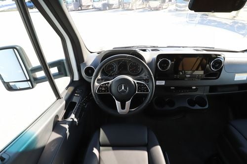 2025 Renegade Rv Vienna 25TBN