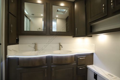 2026 Dynamax Dynaquest Xl 3700RB Super C