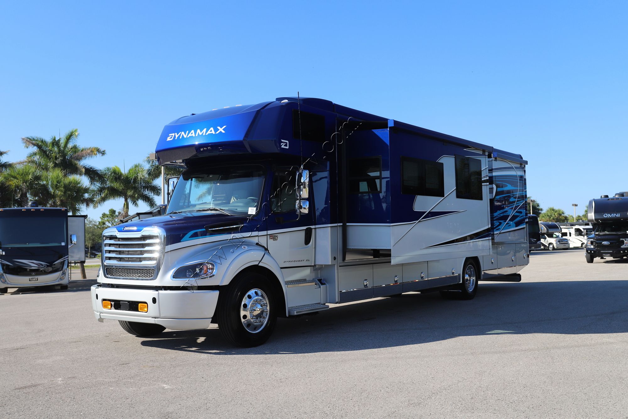 New 2026 Dynamax Dynaquest Xl 3700RB Super C  For Sale