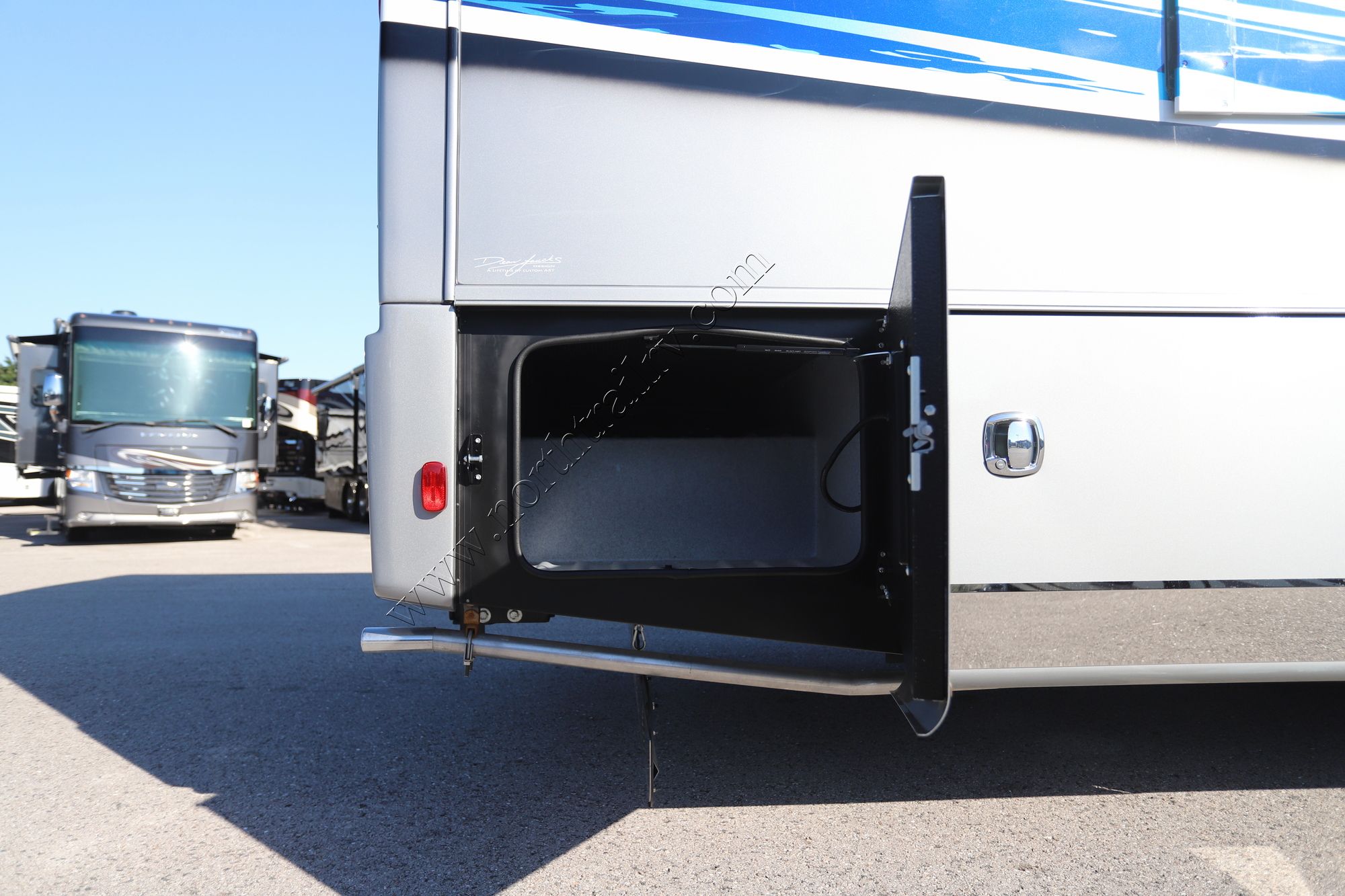 New 2026 Dynamax Dynaquest Xl 3700RB Super C  For Sale