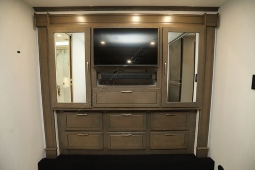 2026 Dynamax Dynaquest Xl 3700RB Super C