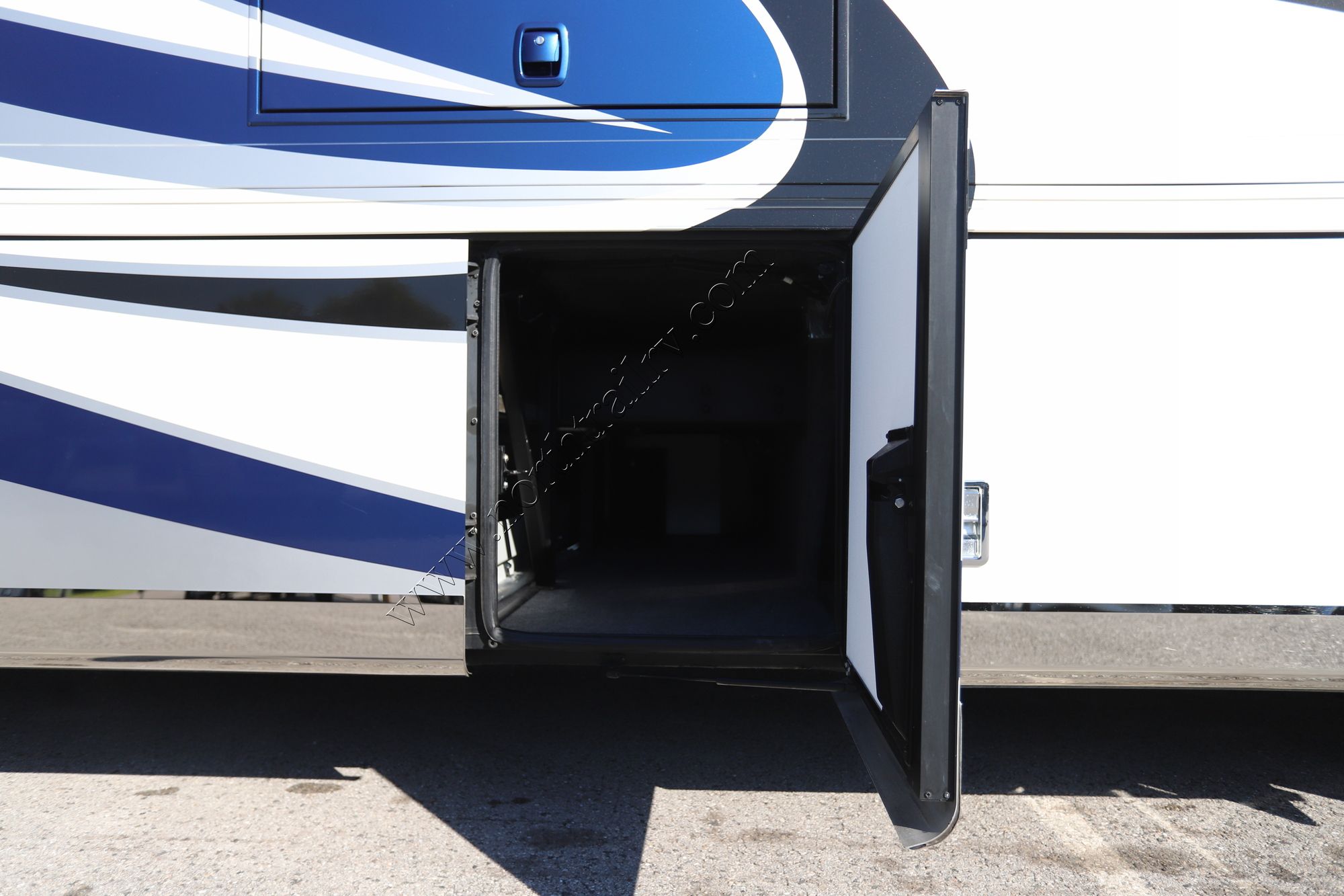 Used 2020 Newmar Dutch Star 4369 Class A  For Sale