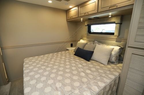 2026 Renegade Rv Explorer 40EBH