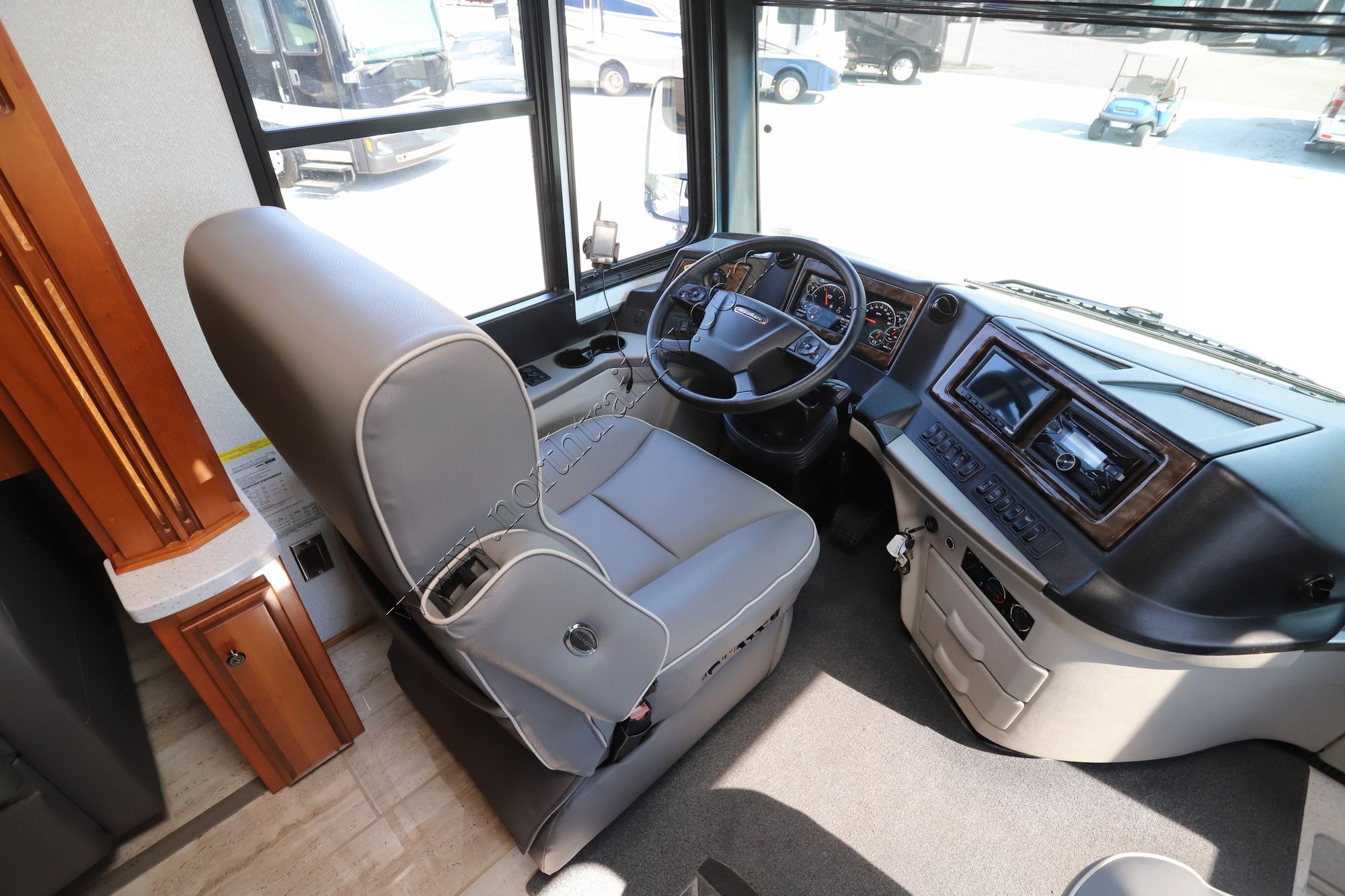 Used 2020 Newmar Dutch Star 4369 Class A  For Sale