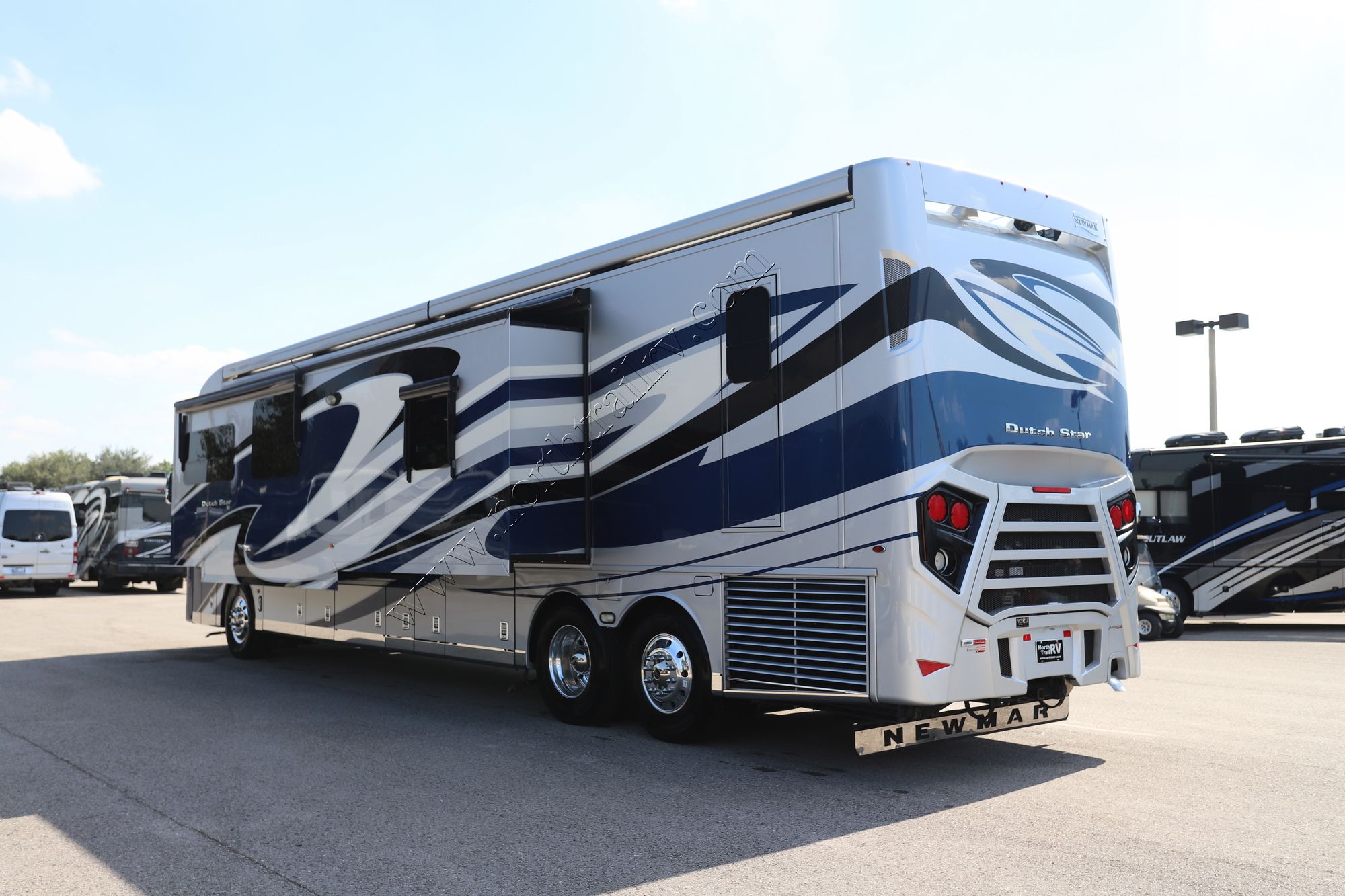 Used 2020 Newmar Dutch Star 4369 Class A  For Sale