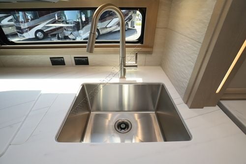 2026 Renegade Rv Explorer 40EBH