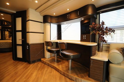 2015 Prevost Liberty ELEGANT LADY