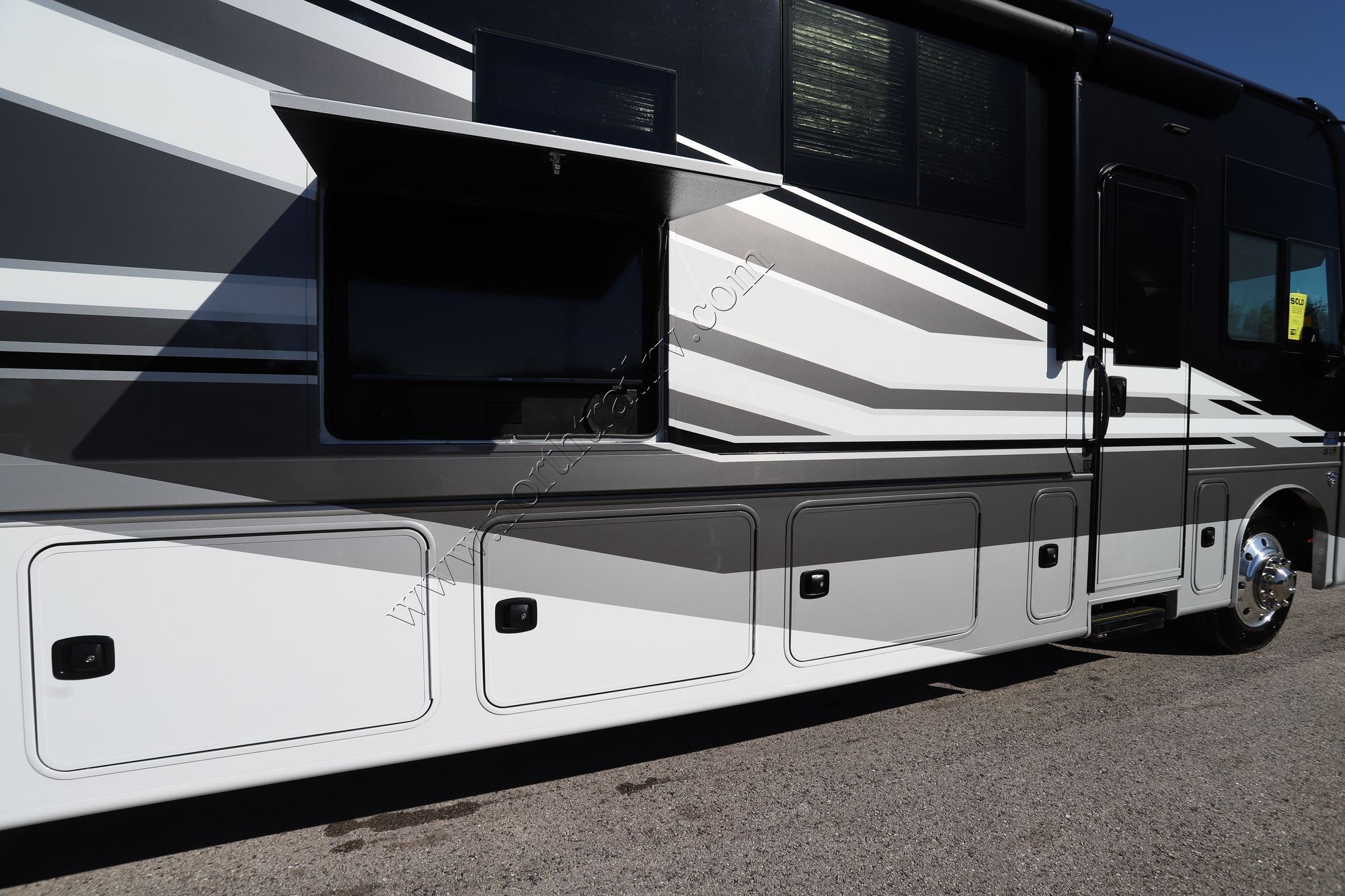 New 2026 Jayco Precept 36C Class A  For Sale