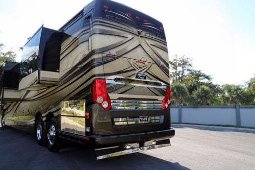 2015 Prevost Liberty ELEGANT LADY