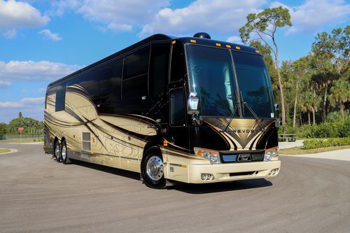 2015 Prevost Liberty ELEGANT LADY