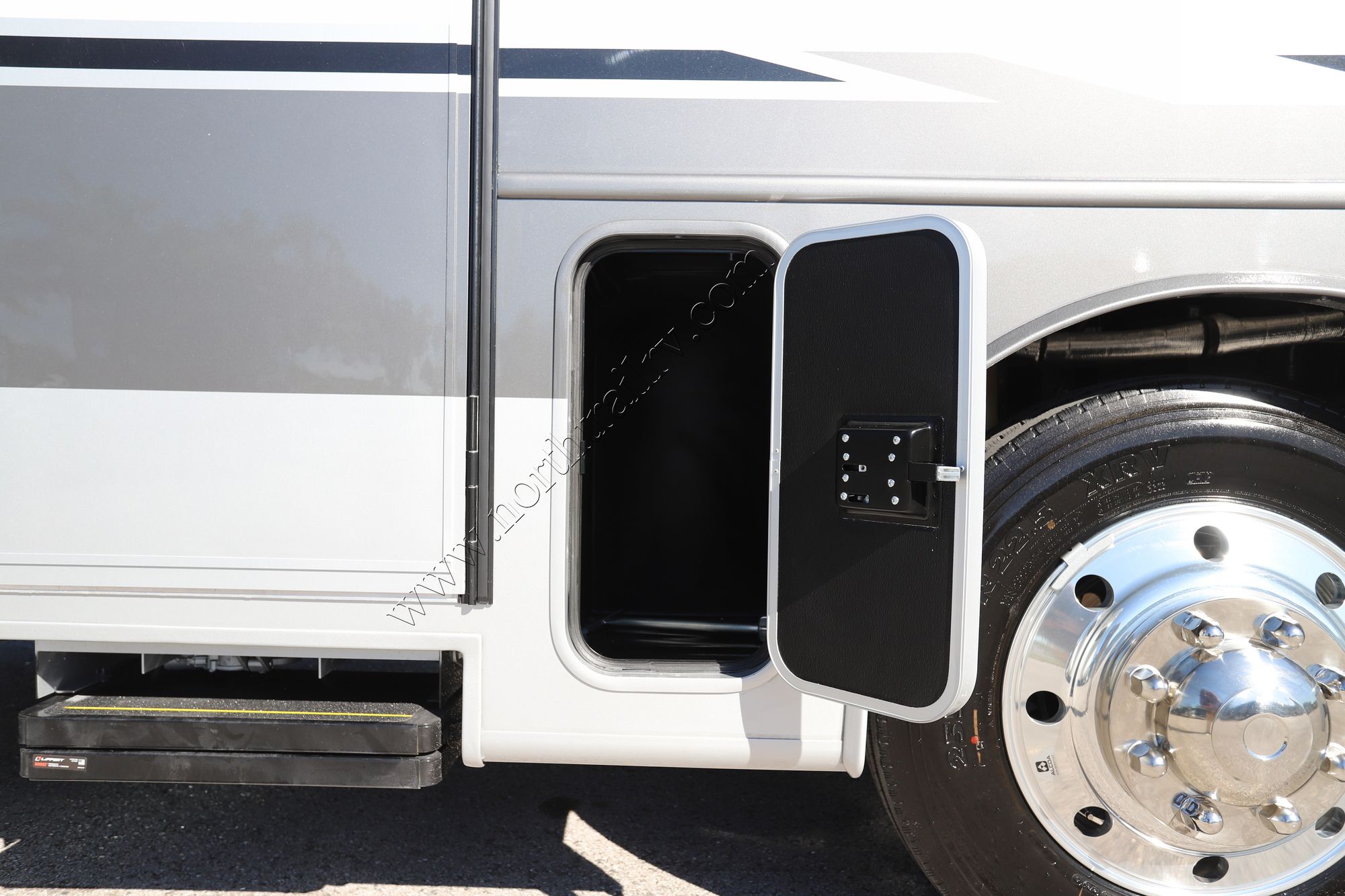 New 2026 Jayco Precept 36C Class A  For Sale