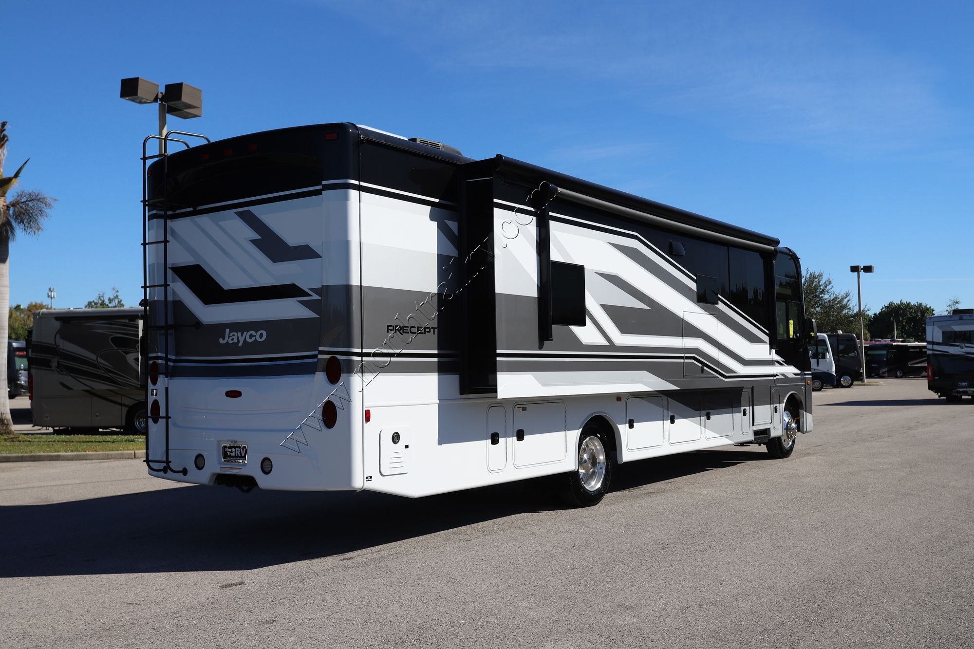 New 2026 Jayco Precept 36C Class A  For Sale