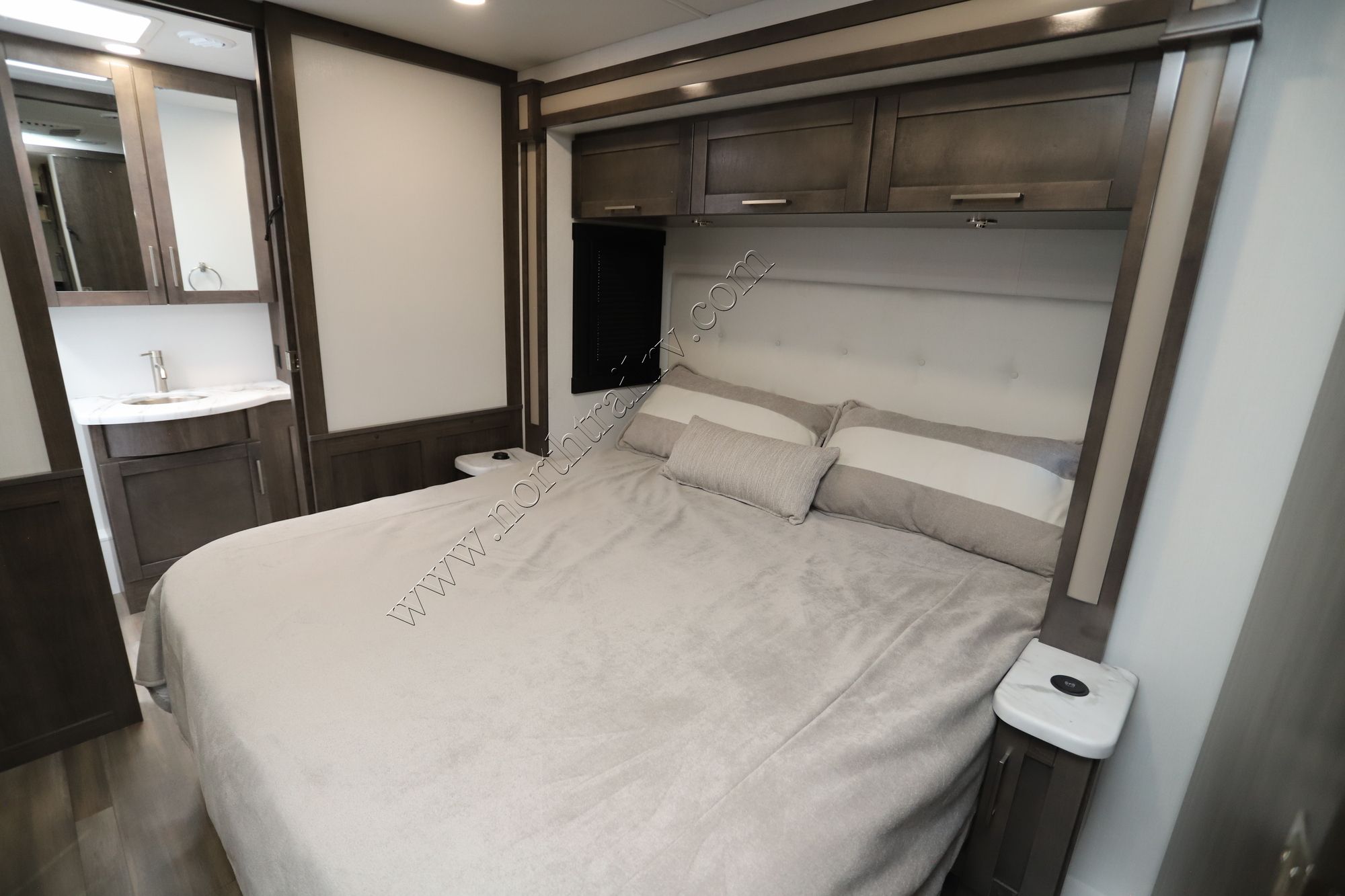 New 2026 Jayco Precept 36C Class A  For Sale