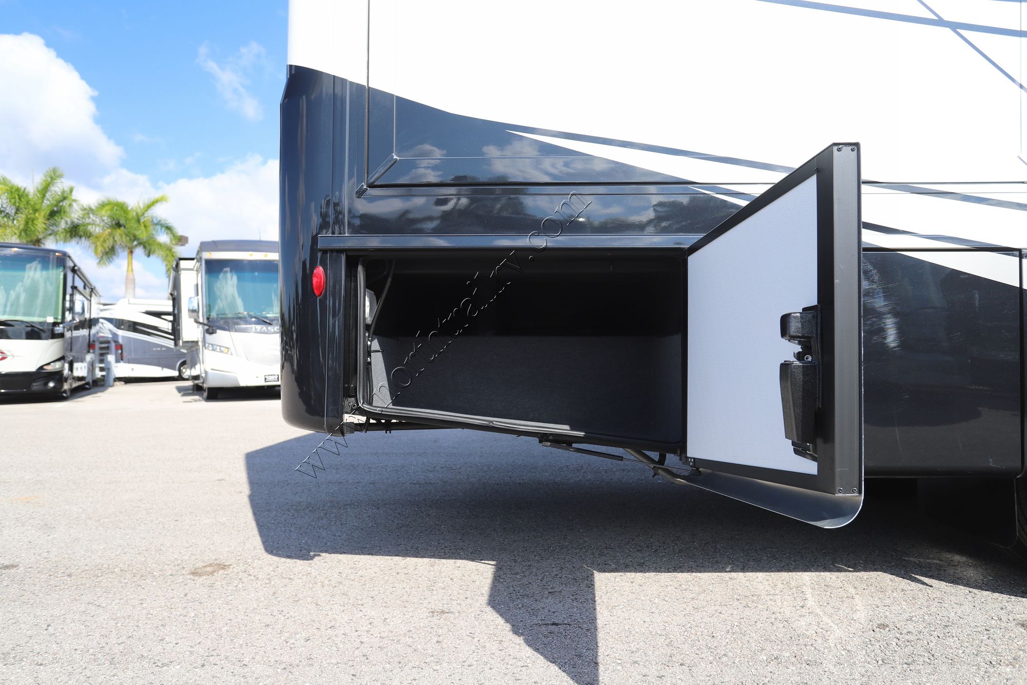 New 2026 Newmar Bay Star 3114 Class A  For Sale