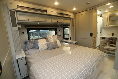 2026 Tiffin Motor Homes Allegro Bay 38BB