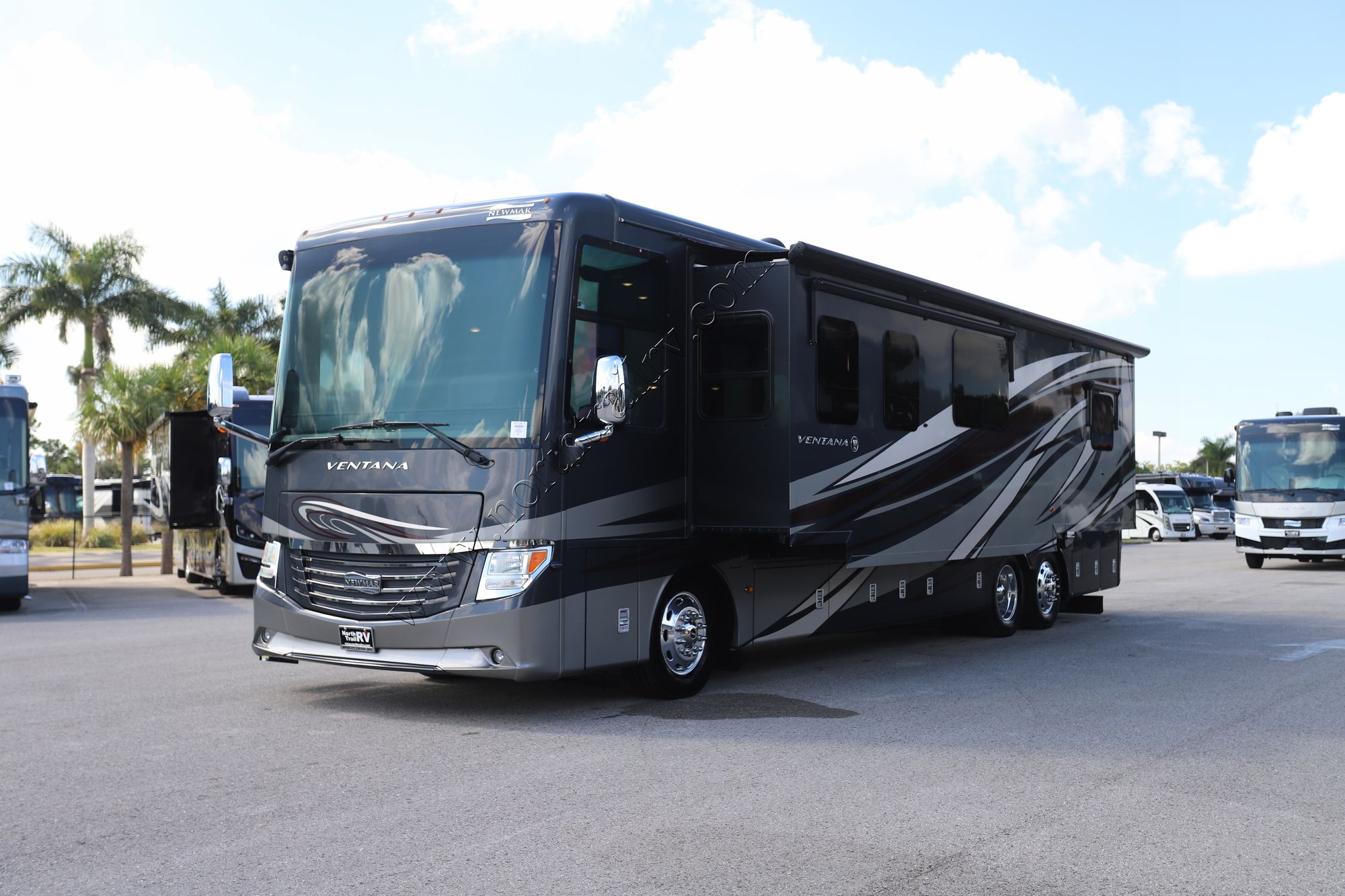 Used 2018 Newmar Ventana 4037 Class A  For Sale