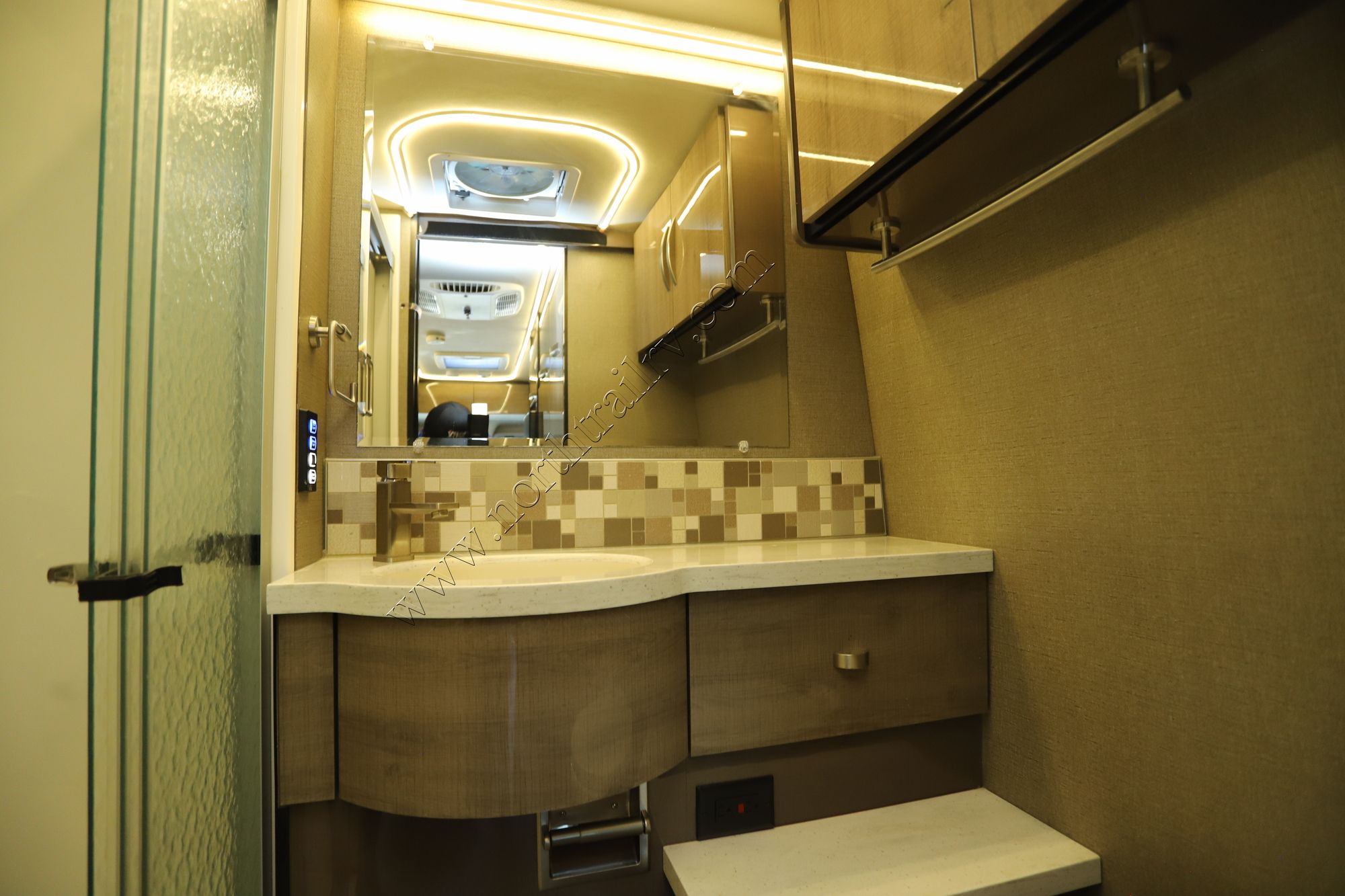 Used 2018 Winnebago Era 70M Class B  For Sale