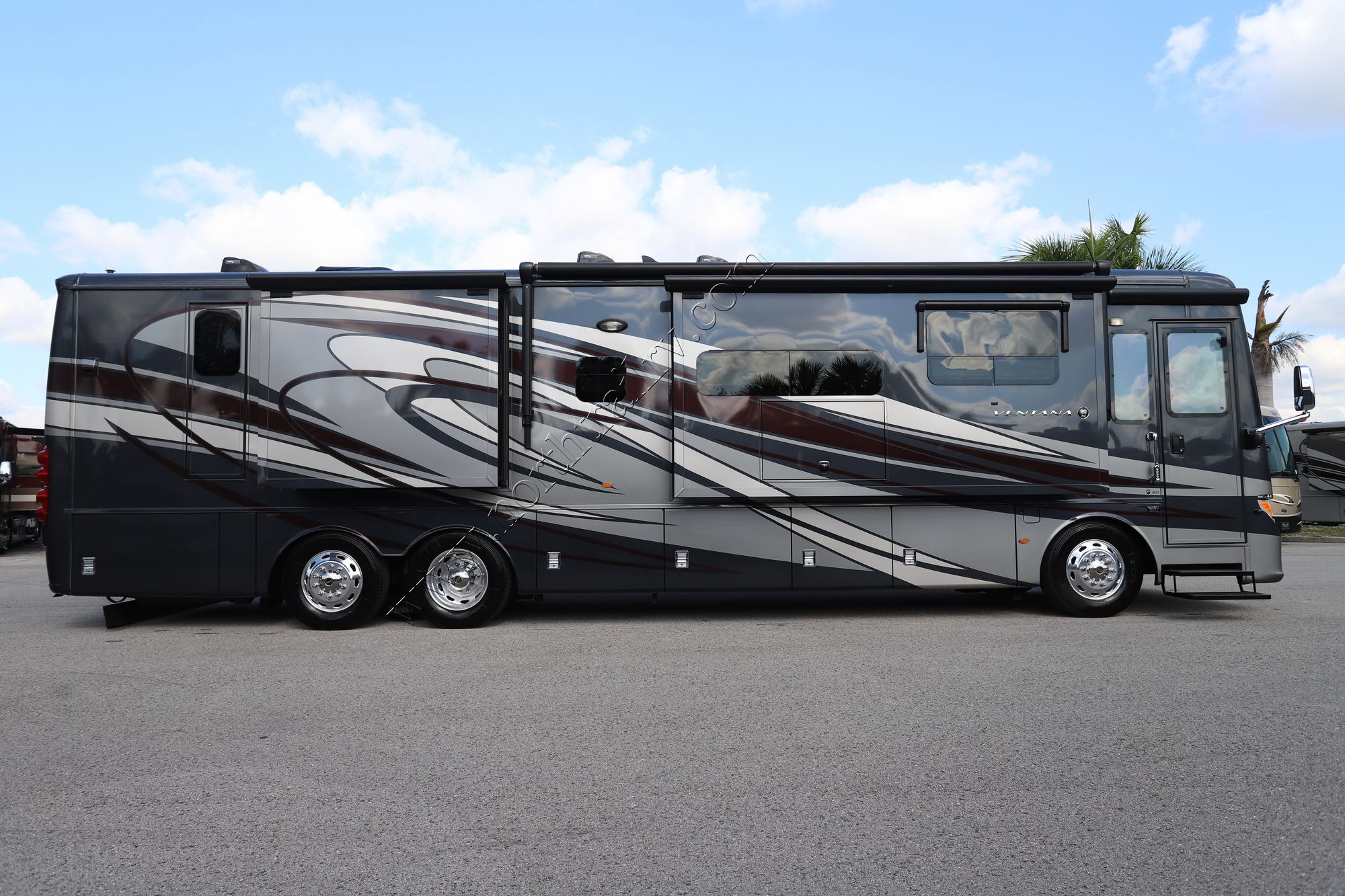 Used 2018 Newmar Ventana 4037 Class A  For Sale