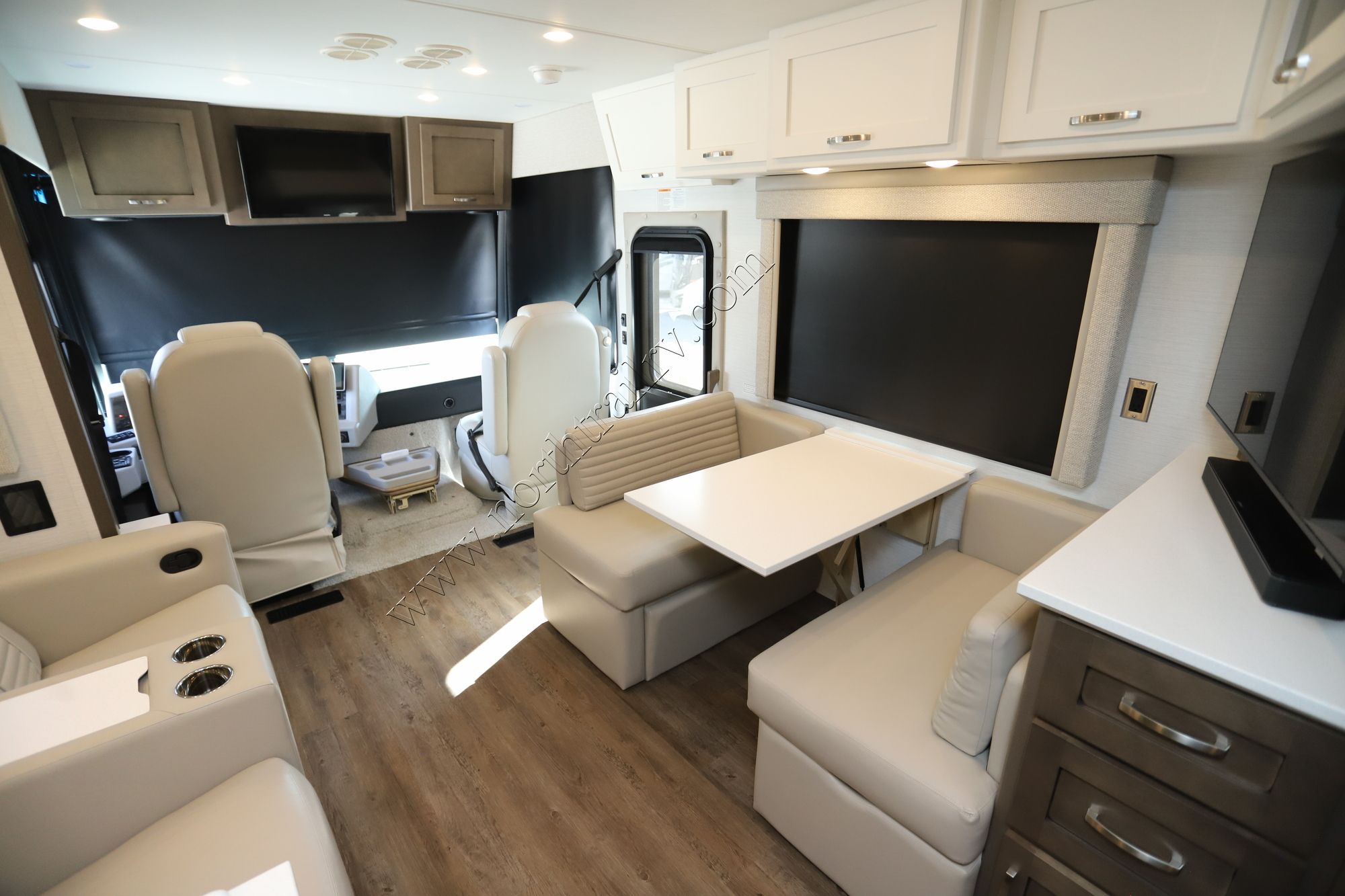 New 2026 Newmar Bay Star 3114 Class A  For Sale