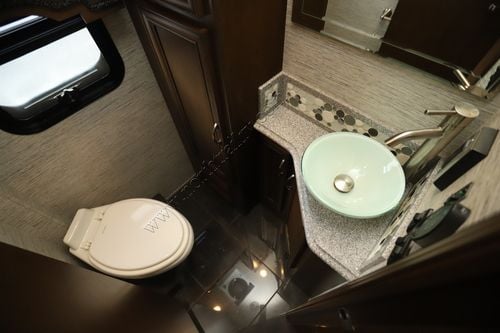 2018 Newmar Ventana 4037