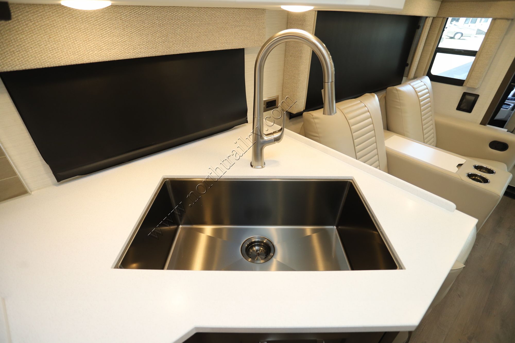 New 2026 Newmar Bay Star 3114 Class A  For Sale