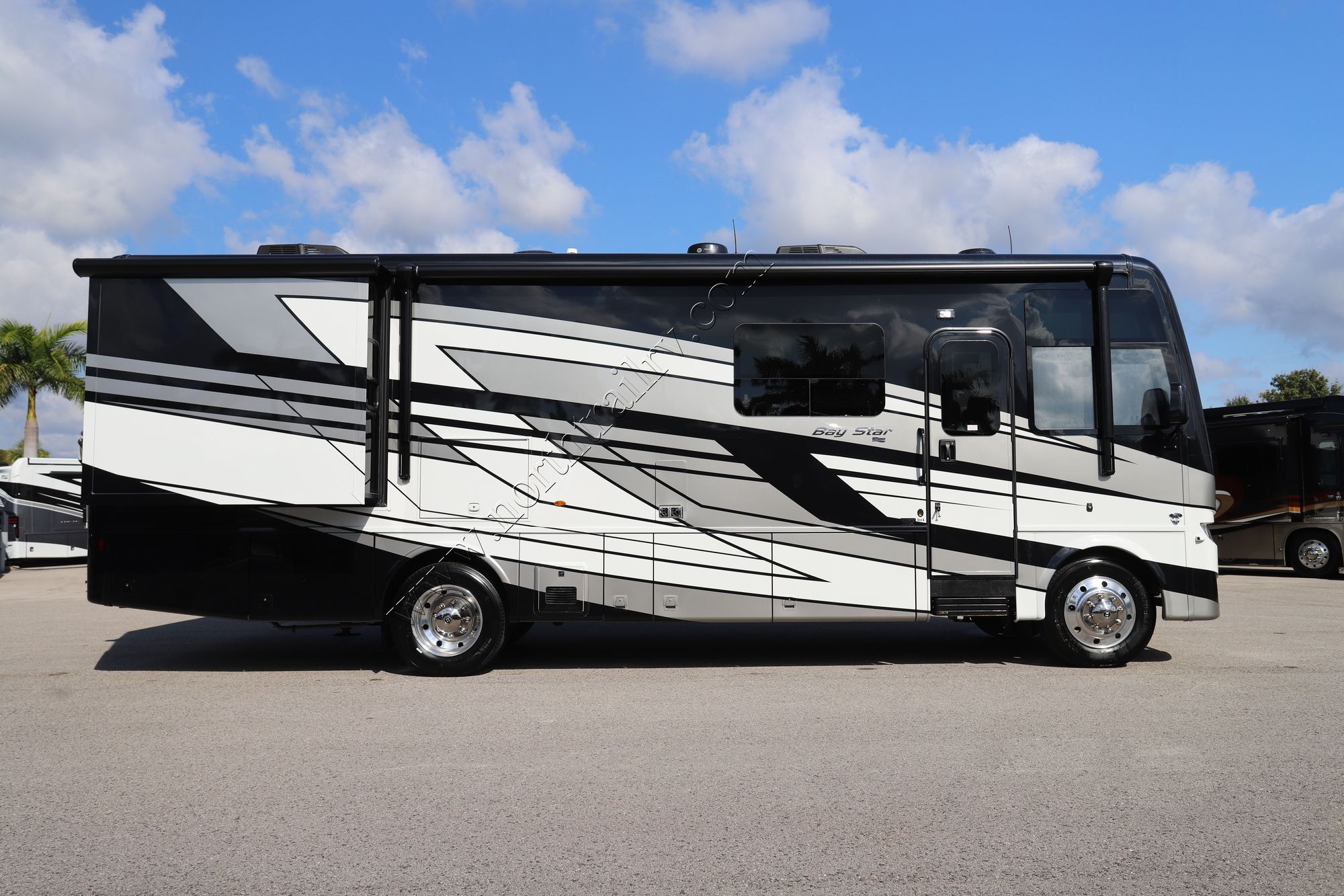 New 2026 Newmar Bay Star 3114 Class A  For Sale