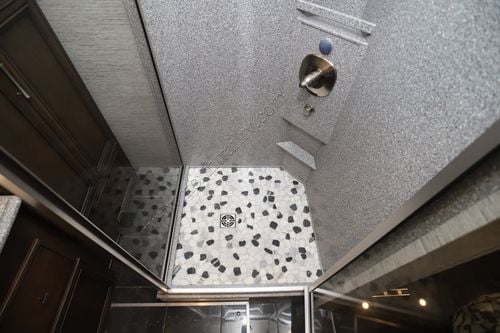 2018 Newmar Ventana 4037