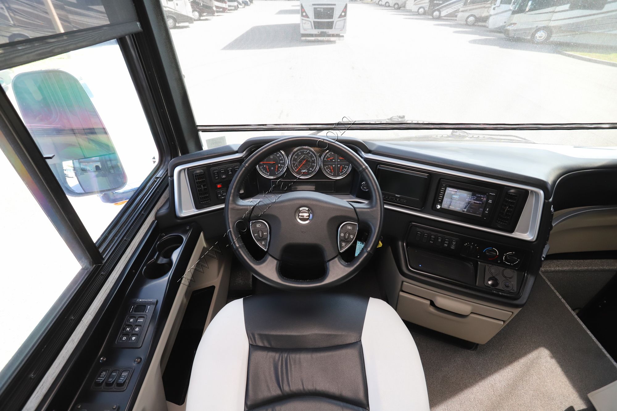 Used 2018 Newmar Ventana 4037 Class A  For Sale