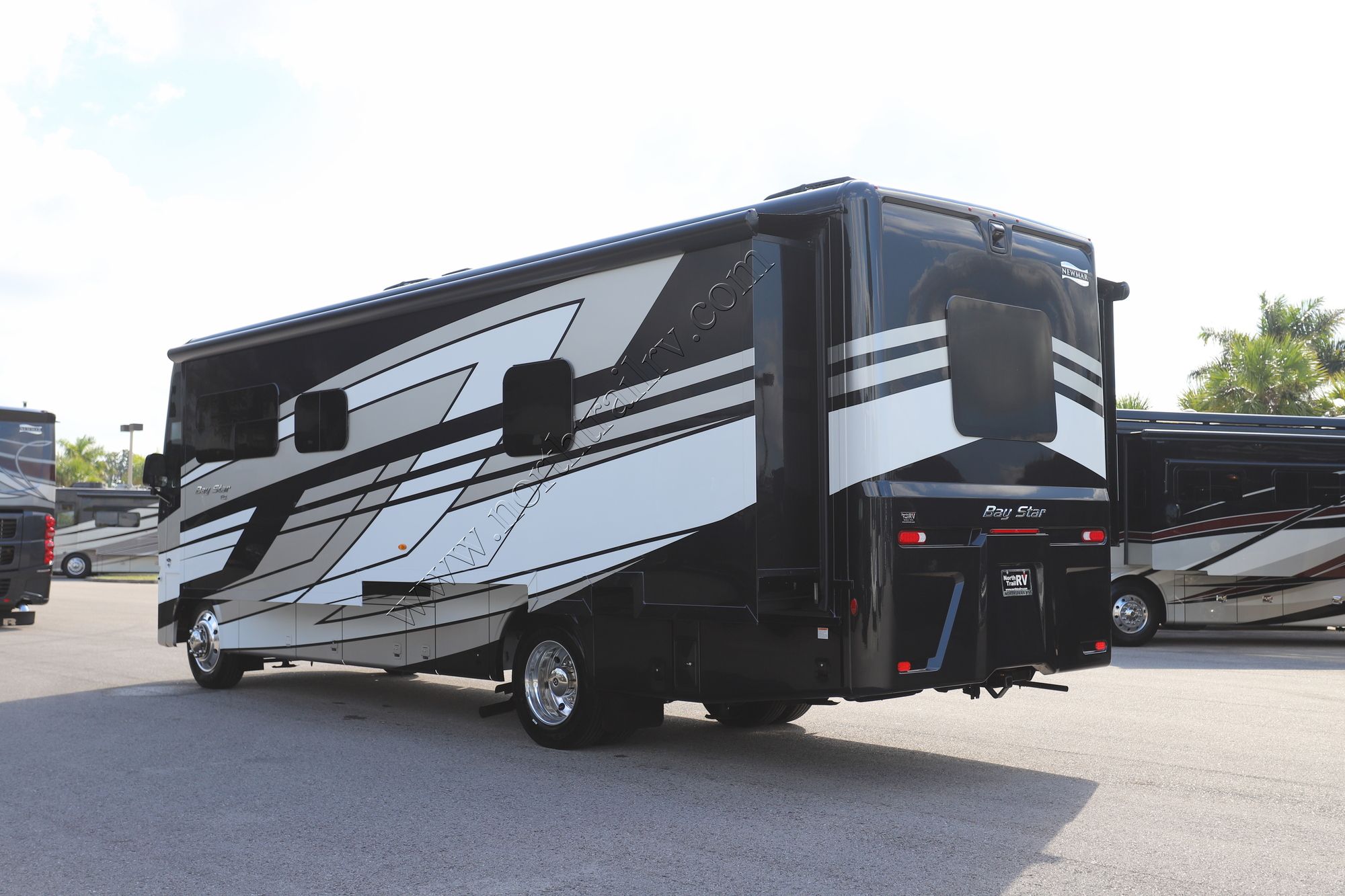 New 2026 Newmar Bay Star 3114 Class A  For Sale