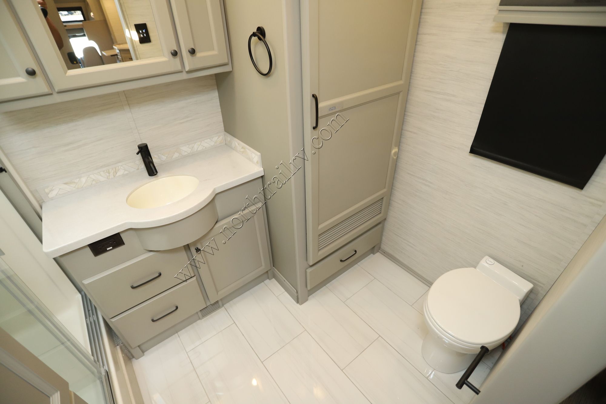 New 2026 Tiffin Motor Homes Allegro Bay 38BB Super C  For Sale