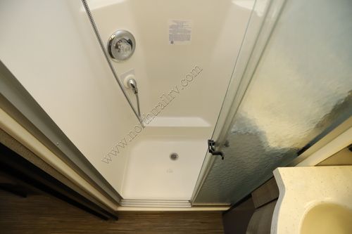 2018 Winnebago Era 70M