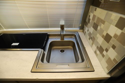 2018 Winnebago Era 70M