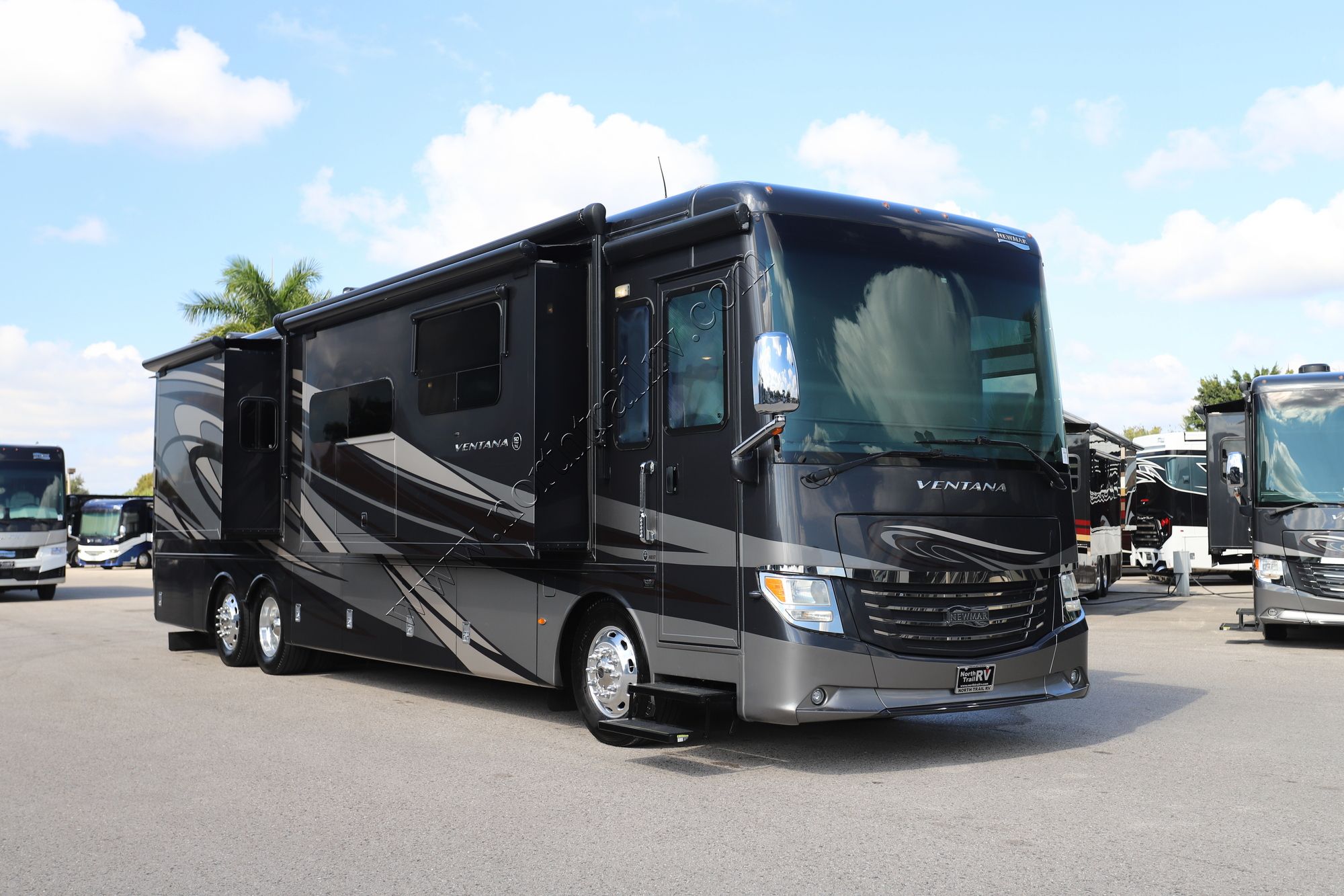 Used 2018 Newmar Ventana 4037 Class A  For Sale