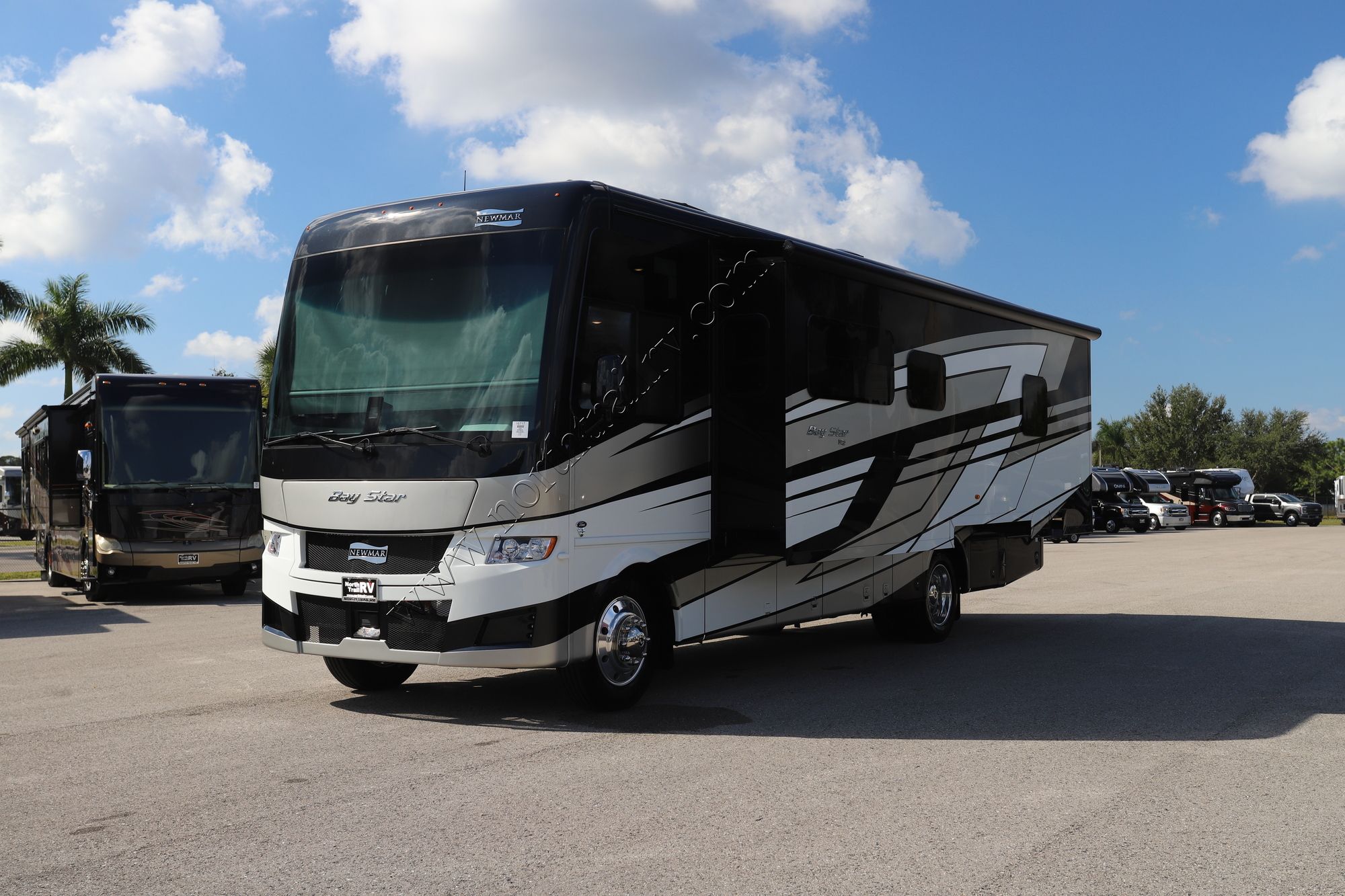 New 2026 Newmar Bay Star 3114 Class A  For Sale