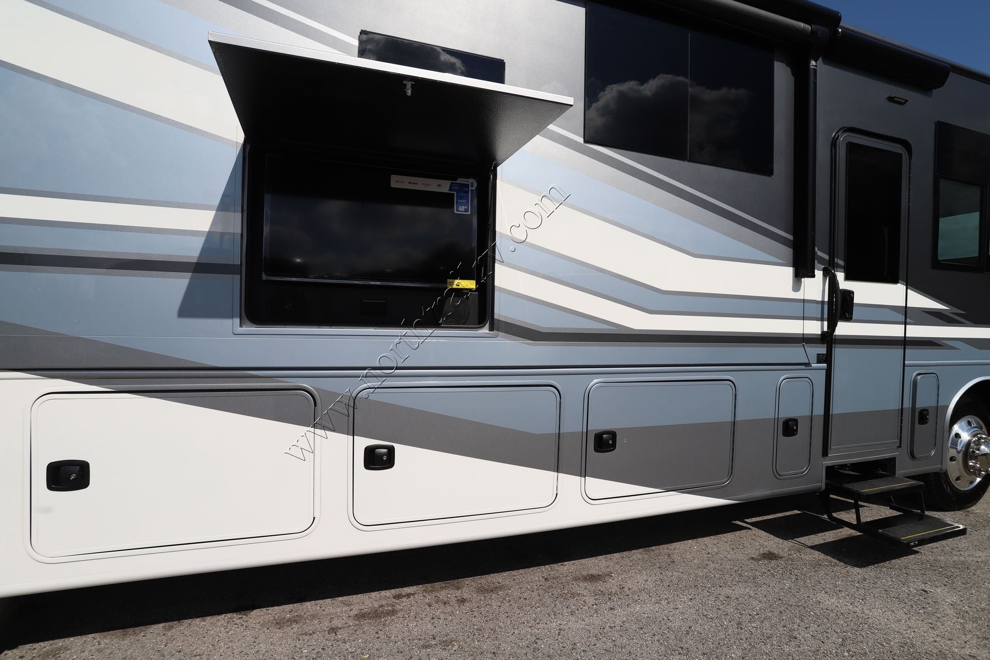 New 2026 Jayco Precept 36C Class A  For Sale