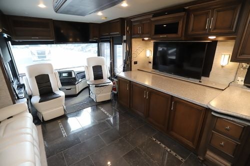 2018 Newmar Ventana 4037