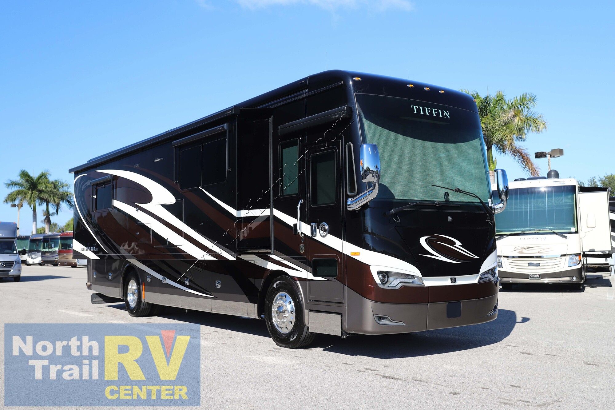 Used 2023 Tiffin Motor Homes Allegro Bus 35CP Class A  For Sale