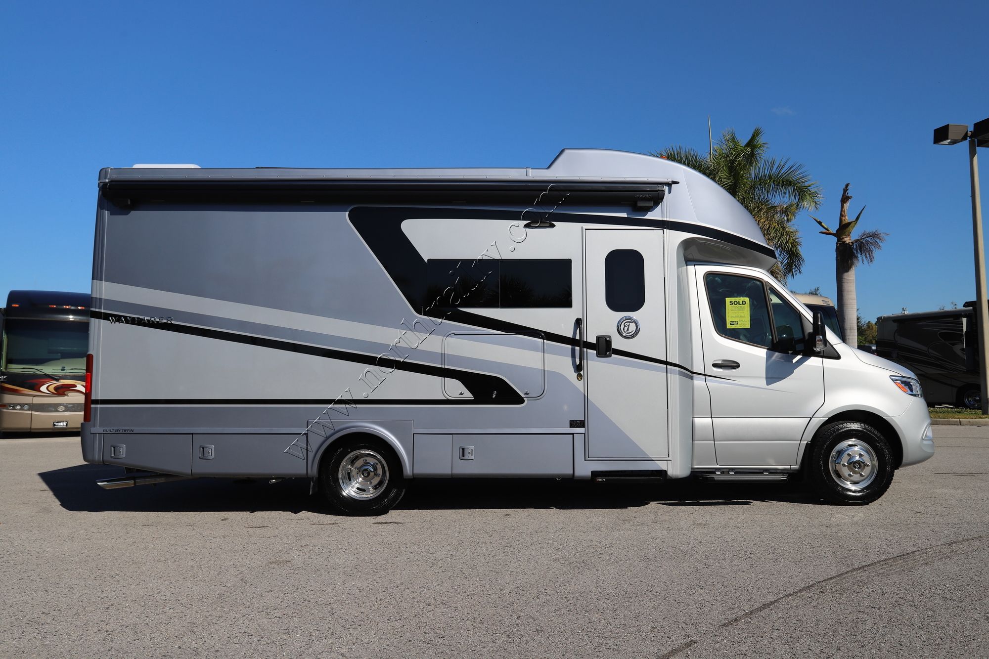 New 2026 Tiffin Motor Homes Wayfarer 25XRW Class C  For Sale