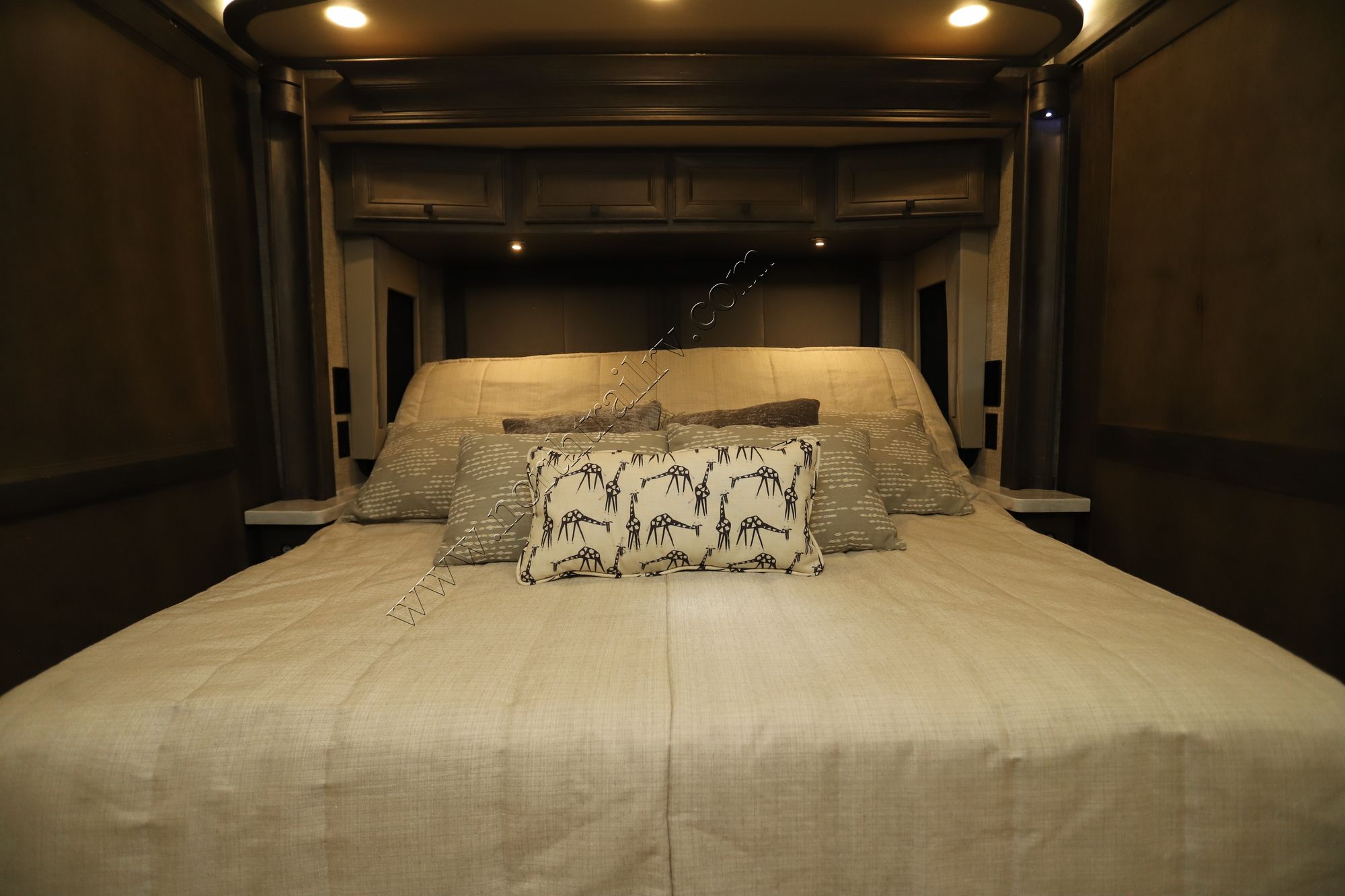 Used 2023 Tiffin Motor Homes Allegro Bus 35CP Class A  For Sale