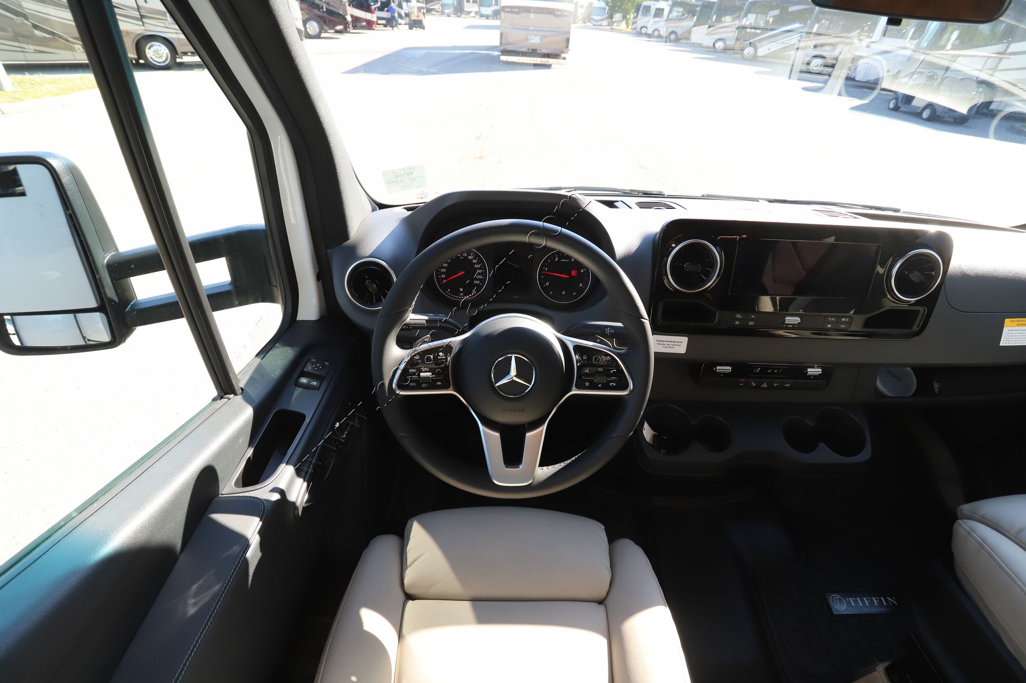 New 2026 Tiffin Motor Homes Wayfarer 25XRW Class C  For Sale