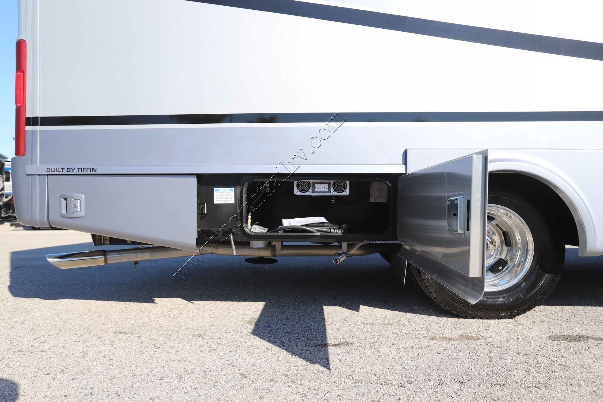 New 2026 Tiffin Motor Homes Wayfarer 25XRW Class C  For Sale