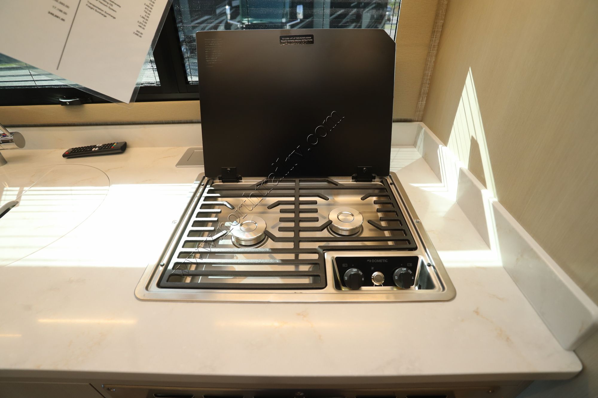 New 2026 Tiffin Motor Homes Wayfarer 25XRW Class C  For Sale