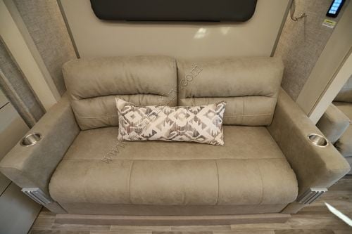 2026 Tiffin Motor Homes Wayfarer 25XRW