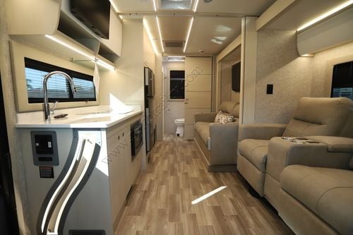 2026 Tiffin Motor Homes Wayfarer 25XRW