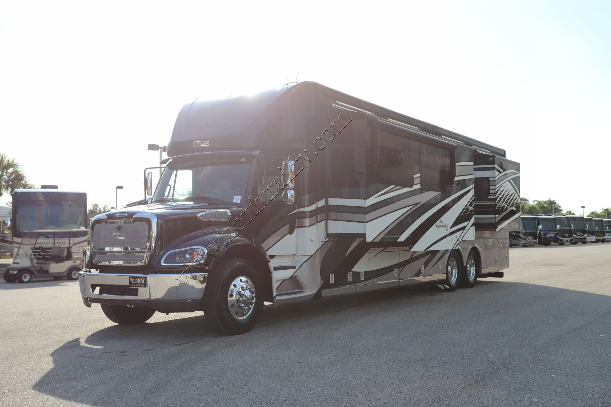 Used 2022 Newmar Supreme Aire 4575 Super C  For Sale