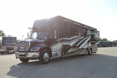 2022 Newmar Supreme Aire 4575