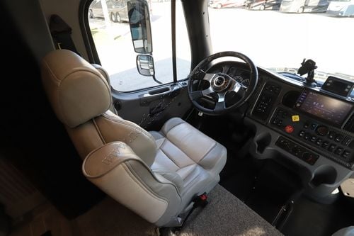 2022 Newmar Supreme Aire 4575